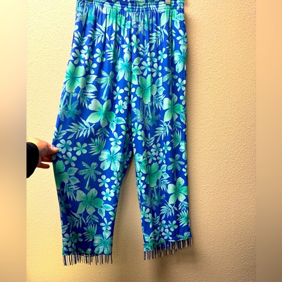 PARADISO Summer Beach Blue & Green Cropped Pants Beading at hemline Size Medium - Picture 2 of 7